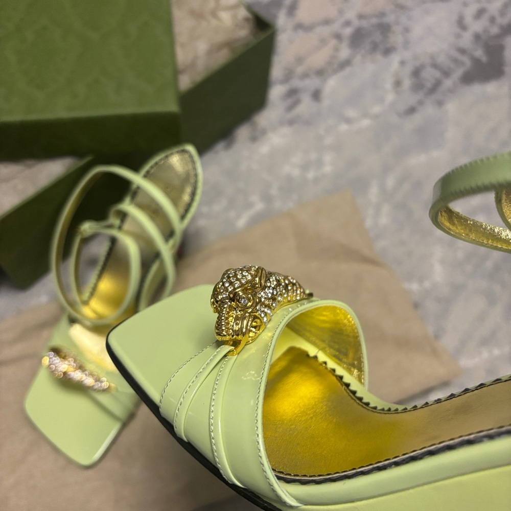 New GUCCI FELINE HEAD HIGH HEEL ANKLE STRAP SANDAL WOMEN - Picture 4 of 15